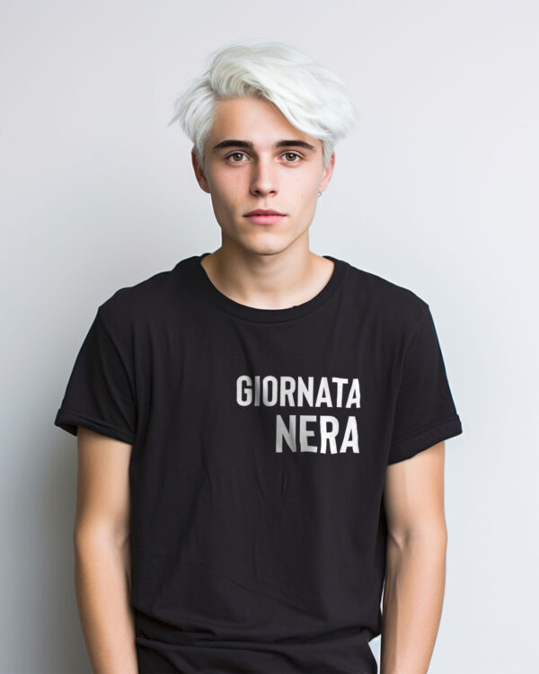 T-shirt GIORNATA NERA - immagine 2