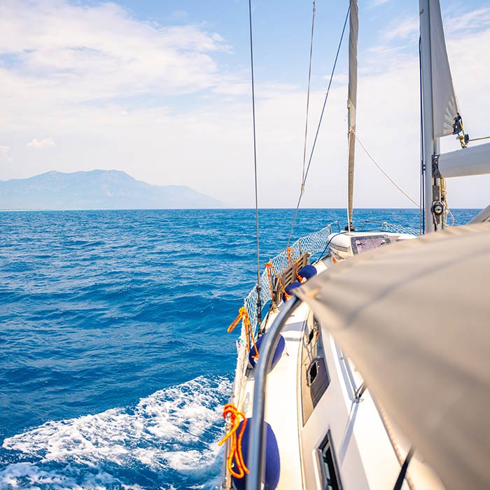 Charter barca a vela nel mediterraneo